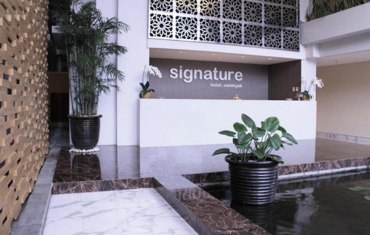 Signature Seminyak Hotel Exterior photo