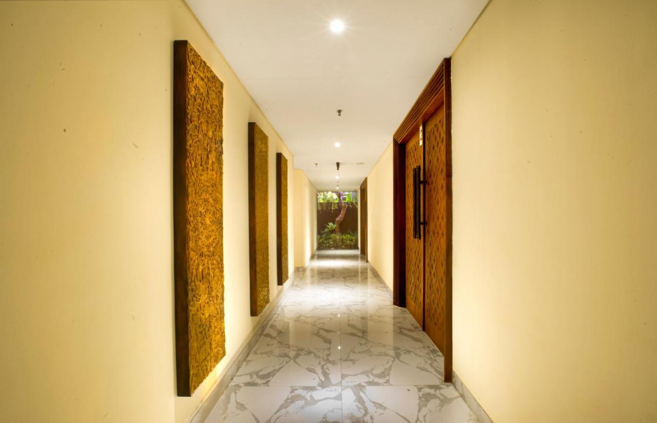 Signature Seminyak Hotel Exterior photo
